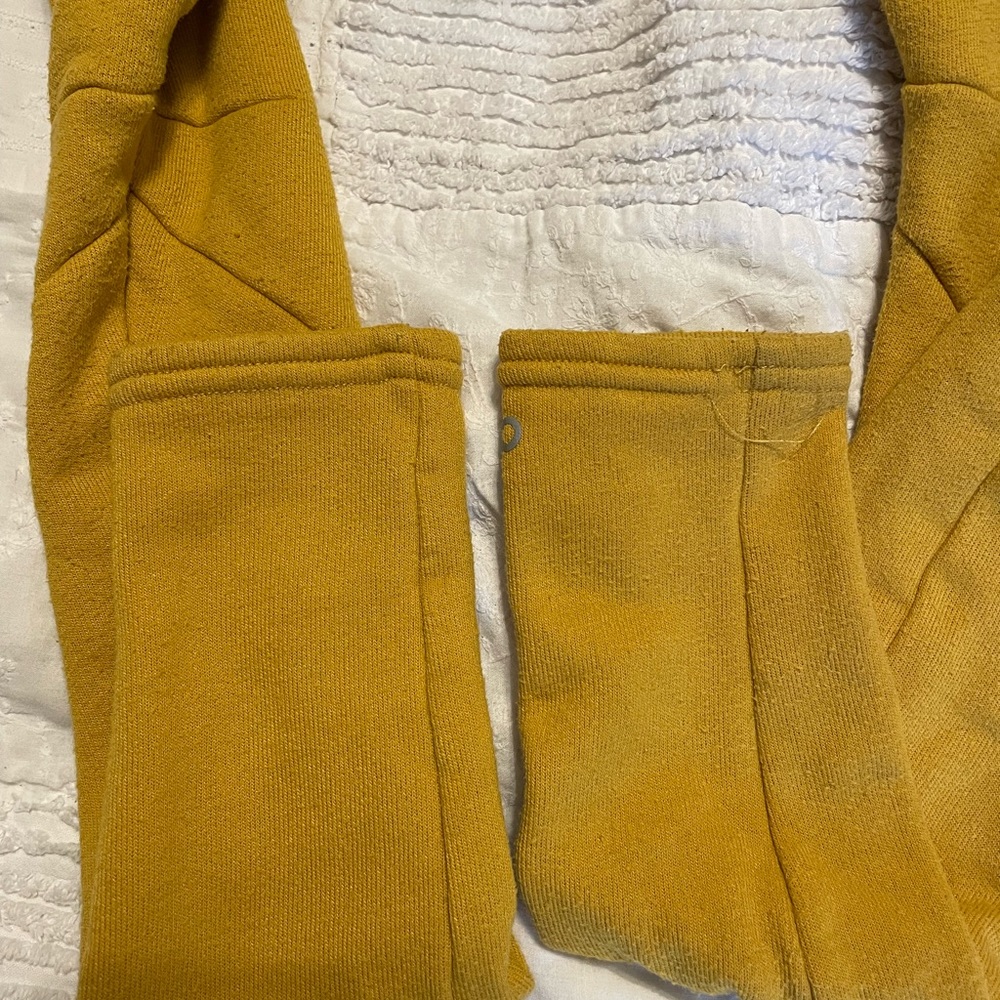 Alo cropped yellow sweatshirt small - Picture 6 of 9